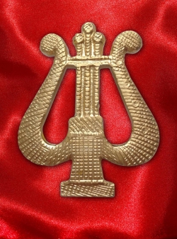 The lyre sign
